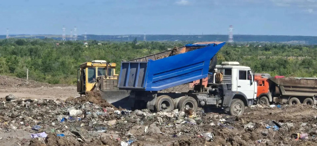 Пожар на балаковской свалке окончательно потушен