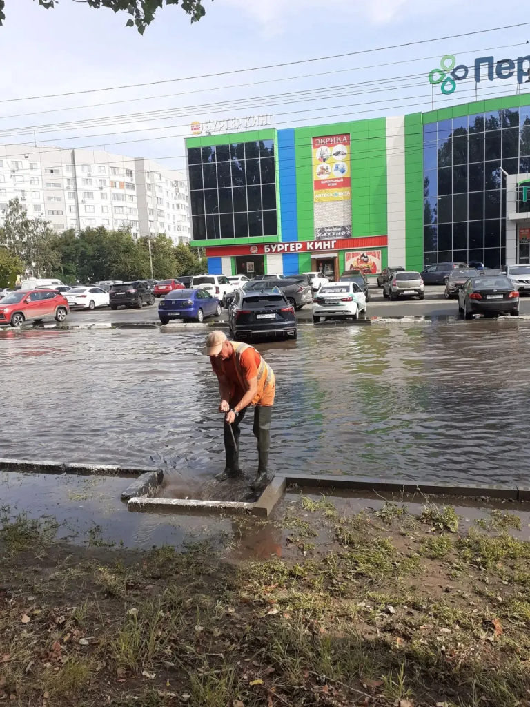 Коммунальщики Балаково развернули масштабные работы