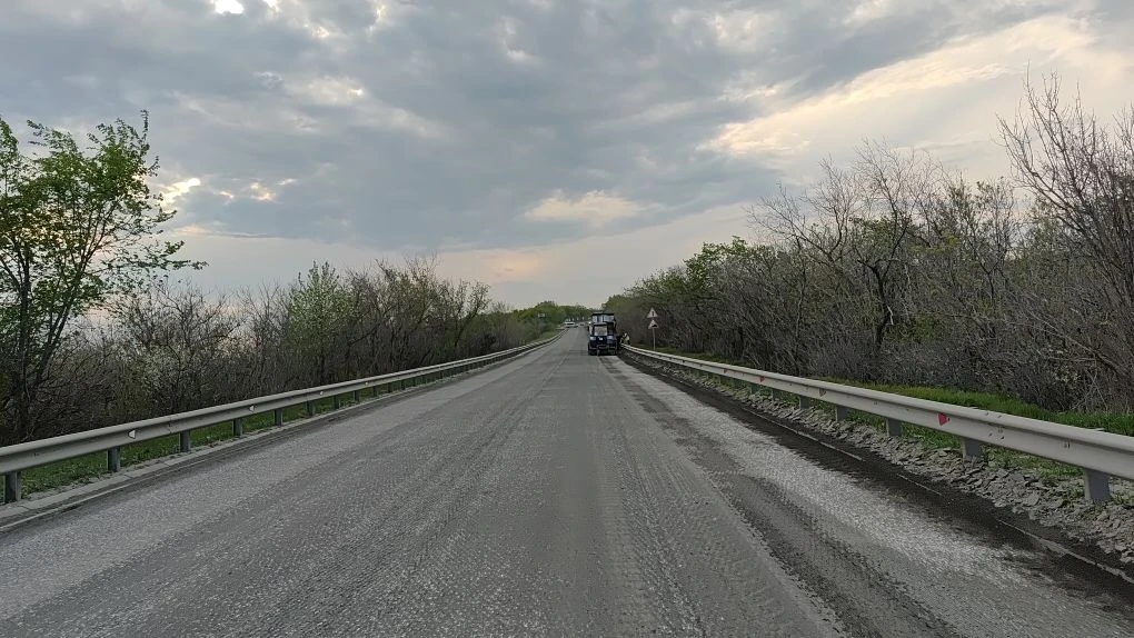 На подъезде к Балаково начался ремонт дороги