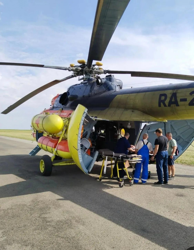 Шестимесячного балаковца с травмой головы доставили на вертолете в Саратов