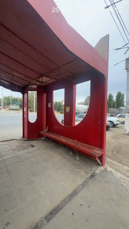 В Балаково оштрафовали собственника остановочного павильона