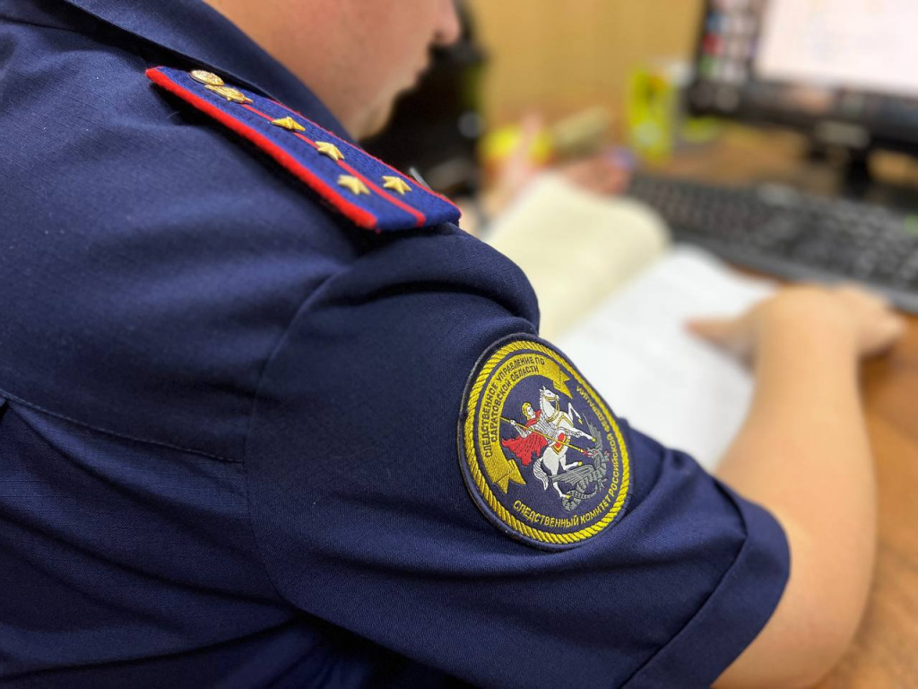 Мертвого мужчину, обнаруженного в водоеме рядом с Балаково, опознали