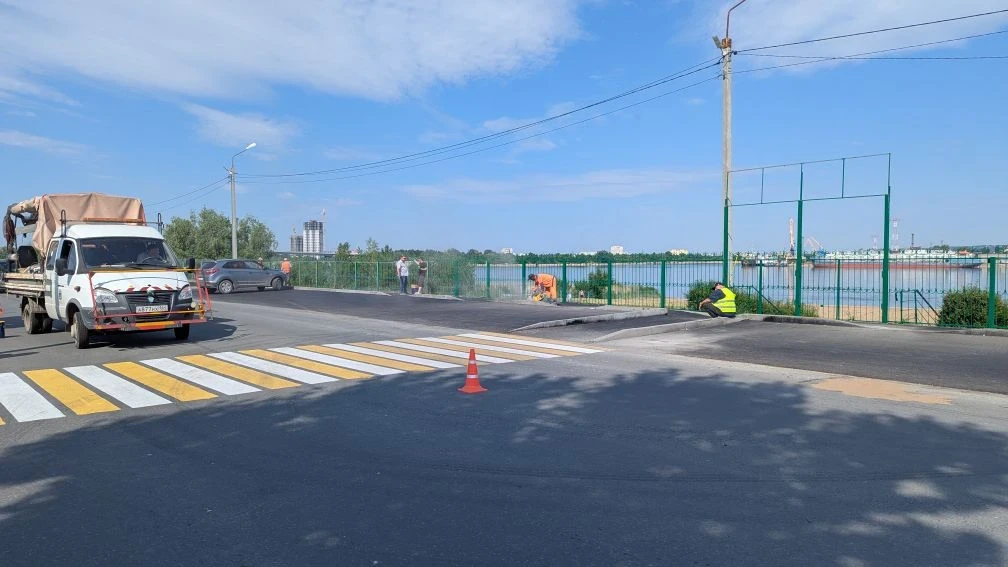 У пляжа в Балаково заработала стоянка для машин