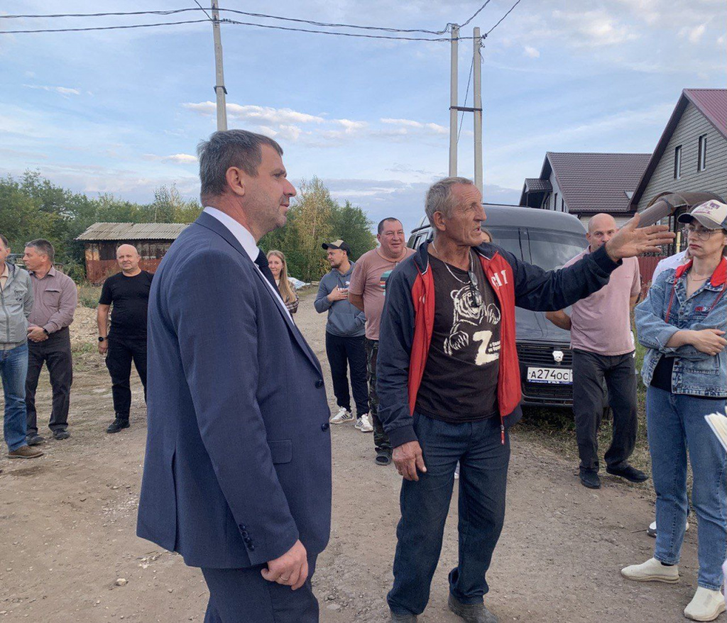 Жители поселка для многодетных семей в Балаково рассказали о проблемах