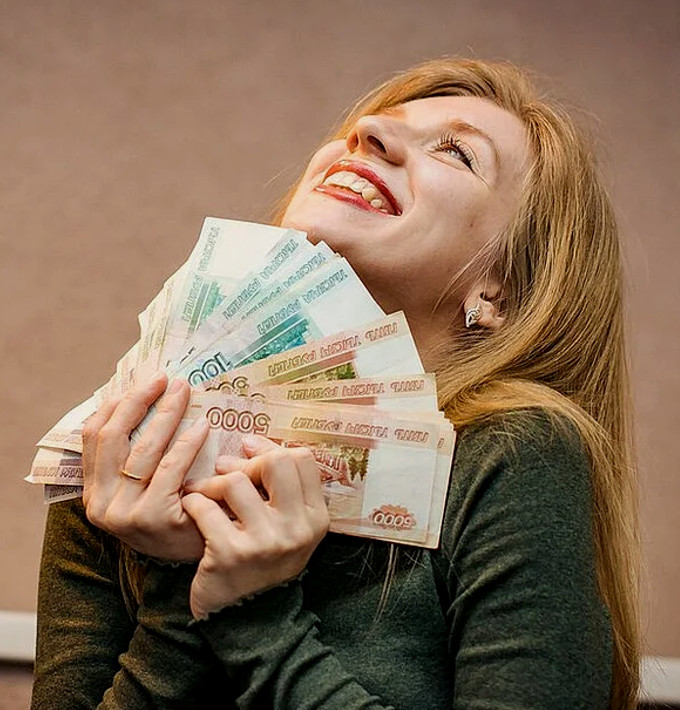 женщина_зарплата.jpg