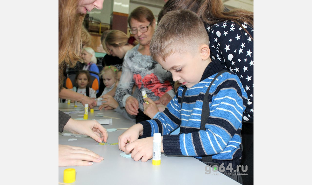 Балаковские гидроэнергетики устроили зимний фестиваль для детей-инвалидов