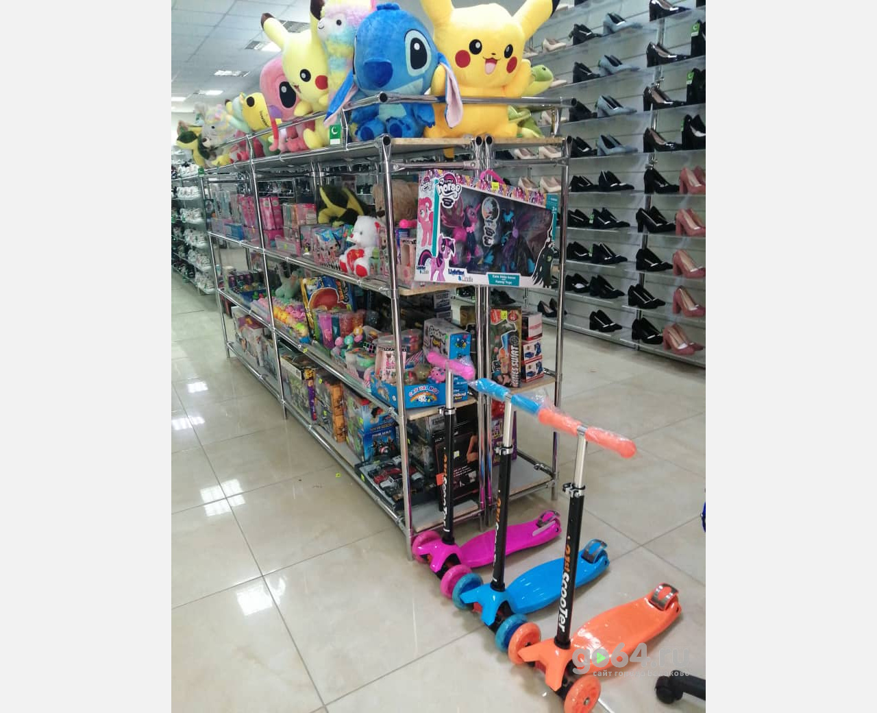 Новое поступление игрушек и детского транспорта в магазине "Мега-одежда"